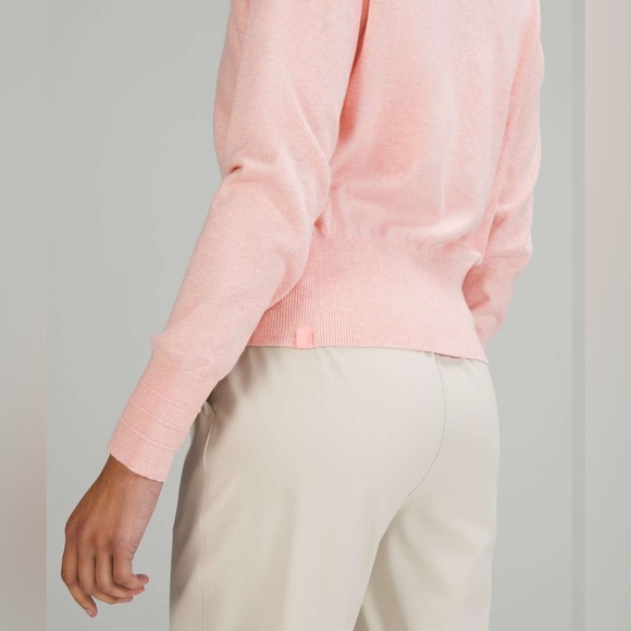 Lululemon Crossover Ribbed Waist
Sweater in Heathered Dew Pink - Picture 4 of 11
